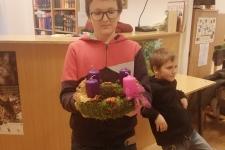 Mindenki örült az elkészült koszorúnak